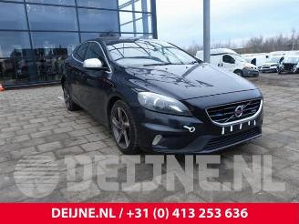 Purkuautot passenger cars Volvo V-40 V40 (MV), Hatchback 5-drs, 2012 / 2019 1.6 D2 2013/4