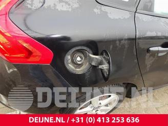 Volvo V-40 V40 (MV), Hatchback 5-drs, 2012 / 2019 2.0 D2 16V picture 26