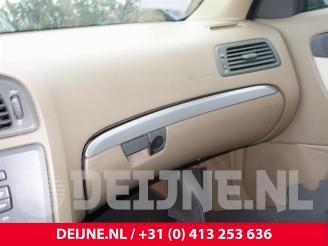 Volvo S-60 S60 I (RS/HV), Sedan, 2000 / 2010 2.4 20V 140 picture 28