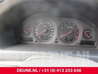 Volvo S-60 S60 I (RS/HV), Sedan, 2000 / 2010 2.4 20V 140 picture 25