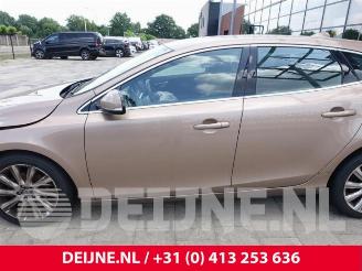 Volvo V-40 V40 (MV), Hatchback 5-drs, 2012 / 2019 1.6 D2 picture 15
