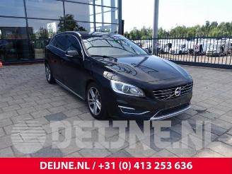disassembly passenger cars Volvo V-60 V60 I (FW/GW), Combi, 2010 / 2018 2.4 D6 20V Plug-in Hybrid AWD 2013/12