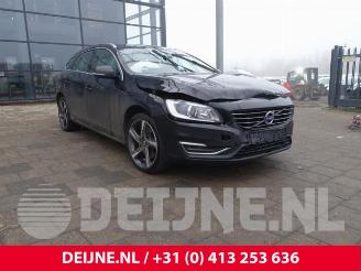 Autoverwertung Volvo V-60 V60 I (FW/GW), Combi, 2010 / 2018 2.4 D6 20V Plug-in Hybrid AWD 2013/12