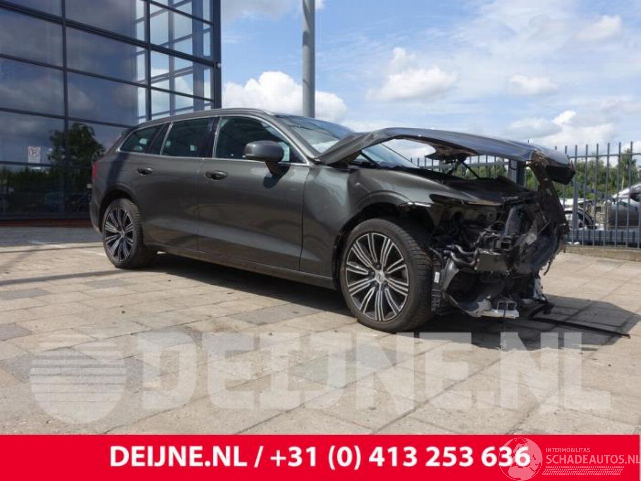 Volvo V-60 V60 II (ZW), Combi, 2018 2.0 T8 16V Plug-in Hybrid AWD