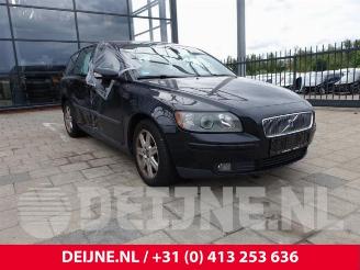 krockskadad bil machine Volvo V-50 V50 (MW), Combi, 2003 / 2012 2.4 20V 2006/1