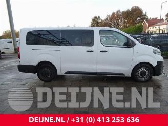 Toyota ProAce ProAce Verso, Bus, 2016 1.5 D-4D 120 picture 8