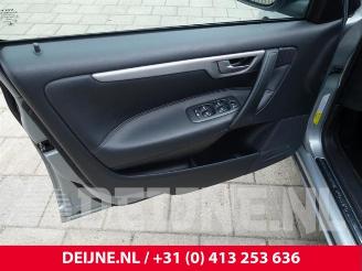 Volvo V-70 V70 (SW), Combi, 1999 / 2008 2.4 D5 20V picture 16