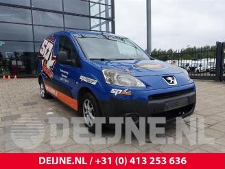 demontáž osobní automobily Peugeot Partner Tepee Partner Tepee (7A/B/C/D/E/F/G/J/P/S), MPV, 2008 / 2018 1.6 HDiF 90 16V Phase 1 2011/6