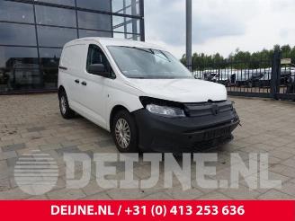 Salvage car Volkswagen Caddy Caddy Cargo V (SBA/SBH), Van, 2020 2.0 TDI BlueMotionTechnology 2023/6