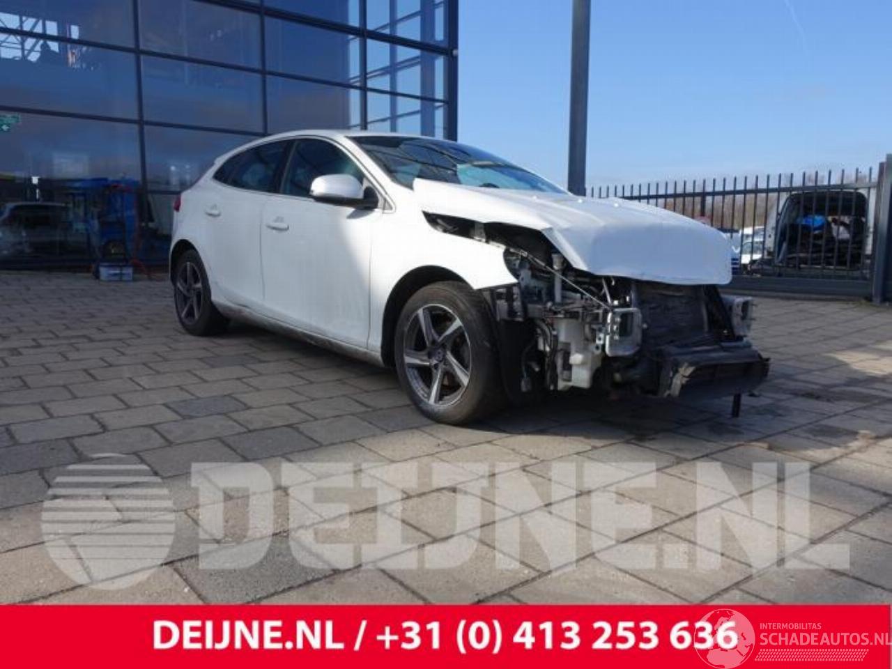 Volvo V-40 V40 (MV), Hatchback 5-drs, 2012 / 2019 2.0 D2 16V