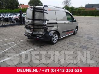 Ford Courier  picture 7