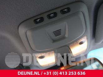 Volvo S-60 S60 I (RS/HV), Sedan, 2000 / 2010 2.4 20V 140 picture 24