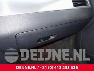 Volvo V-70 V70 (BW), Combi, 2007 / 2016 2.0 D 16V picture 31