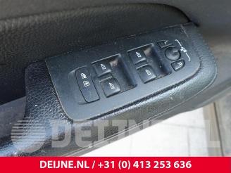 Volvo V-60 V60 Cross Country I (FZ), Combi, 2010 / 2018 2.0 D3 16V picture 18