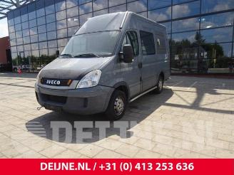 Iveco Daily New Daily IV, Van, 2006 / 2011 35C14V, C14V/P, S14C, S14C/P, S14V, S14V/P picture 3