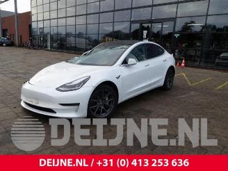 Tesla Model 3 Model 3, Sedan, 2017 Long Range AWD 75 kWh picture 3