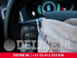 Volvo V-40 V40 (MV), Hatchback 5-drs, 2012 / 2019 1.6 D2 picture 25