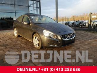 Dezmembrări autoturisme Volvo S-60 S60 II (FS), Sedan, 2010 / 2018 2.0 D3 20V 2011/5