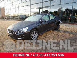 Volvo S-60 S60 II (FS), Sedan, 2010 / 2018 2.0 D3 20V picture 3