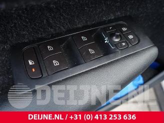 Volvo XC40 XC40 (XZ), SUV, 2017 1.5 T3 12V picture 23