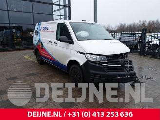 Coche siniestrado Volkswagen Transporter Transporter T6, Van, 2015 / 2024 2.0 TDI 2021/1