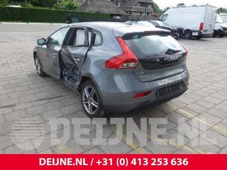 Volvo V-40 V40 (MV), Hatchback 5-drs, 2012 / 2019 2.0 D3 16V picture 5