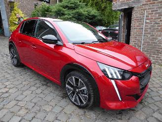 Peugeot 208 GT picture 3