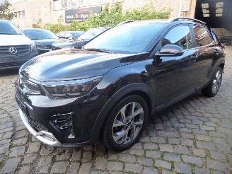 Damaged car Kia Stonic Drive 2022/2