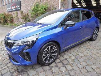 Unfallwagen Renault Clio Techno 2024/3