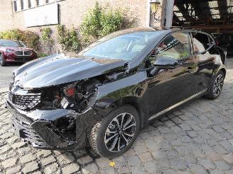 Voiture accidenté Renault Clio Techno 2024/4