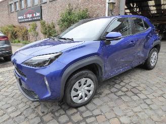 krockskadad bil auto Toyota Yaris Cross Hybrid 2023/9