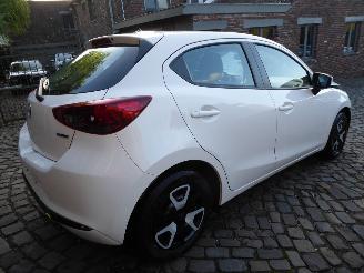 Mazda 2 Center-Line Hybrid Agile picture 5