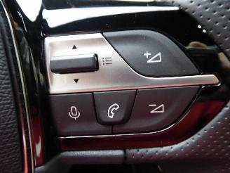 Peugeot 308 SW Hybrid GT picture 18