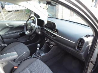 Kia Picanto  picture 9