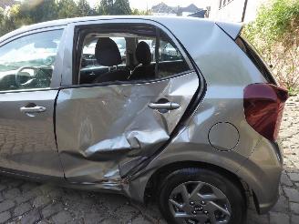 Kia Picanto  picture 6