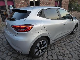 Renault Clio V Evolution picture 4