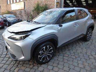 Coche accidentado Toyota Yaris Cross Hybrid 2023/1
