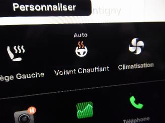 Tesla Model Y Long Range Dual AWD picture 23