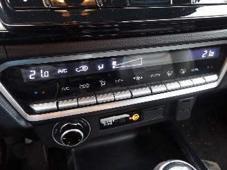 Isuzu D-Max Double Cab 4WD V-CROSS picture 23