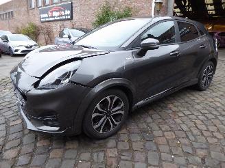 skadebil auto Ford Puma ST-Line Design 2021/11