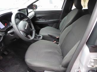 Dacia Sandero Essential picture 7