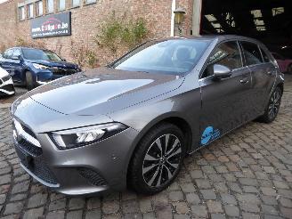 damaged passenger cars Mercedes A-klasse 250 e 2022/3