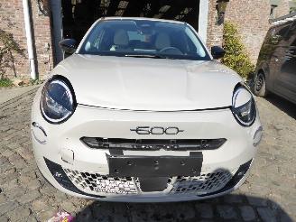 Fiat 600 Hybrid La Prima picture 3