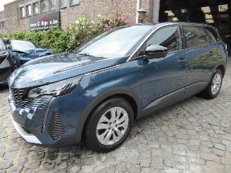 Coche accidentado Peugeot 5008 Active Pack 2022/7