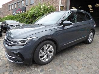 Unfallwagen Volkswagen Tiguan Elegance eHybrid 2021/5