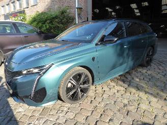 uszkodzony samochody osobowe Peugeot 308 SW GT 2022/11