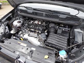 Volkswagen Caddy Maxi Combi Plus picture 27