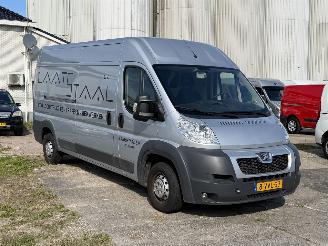 Peugeot Boxer 2.2 HDI L3-H2 3-PERS picture 2