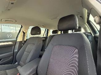 Volkswagen Passat 2.0 TDI Navi Clima AUTOMAAT picture 8