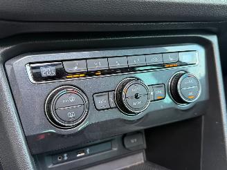 Volkswagen Tiguan 2.0 R-line 360 Camera Pano 150PK Leer picture 13